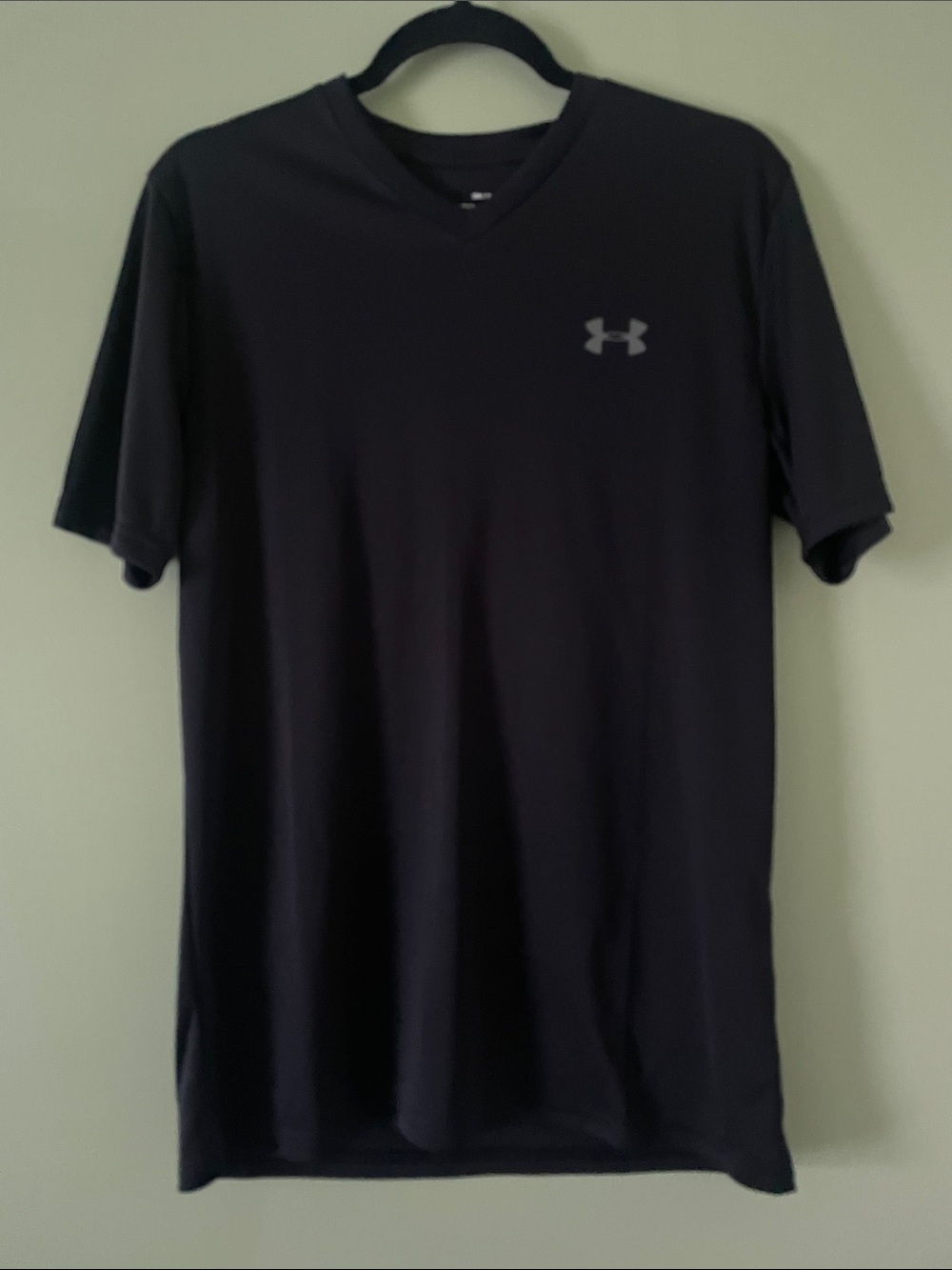 NEW! Under Armour Black V-Neck Short Sleeve Performance Tee
